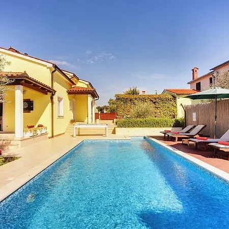 Holiday home Rosmarin *