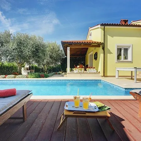 Holiday home Rosmarin *