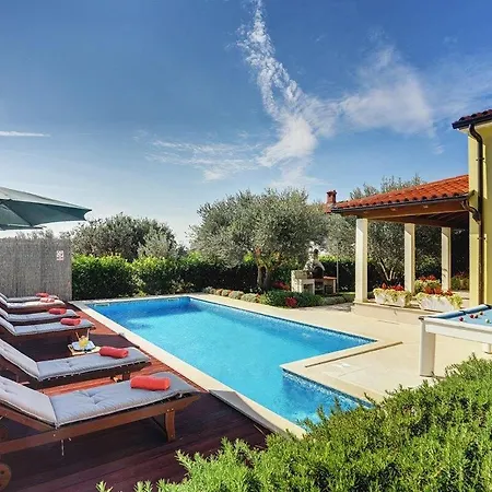 Holiday home Rosmarin *