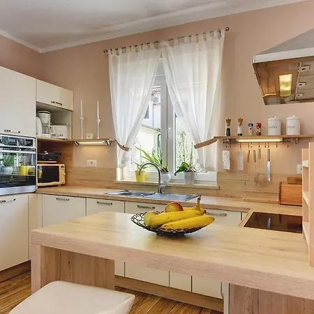 Holiday home Rosmarin Pula
